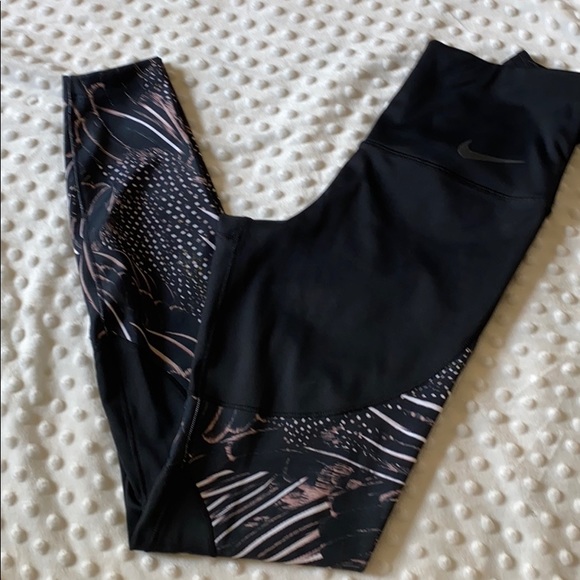 Nike Leggings - Picture 2 of 2